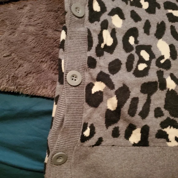 Stella & Dot Sweaters - Picture 3 of 15